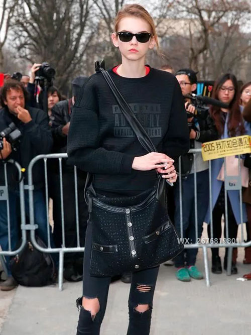 那些年设计天马行空的香奈儿包包 如今都成了收藏品