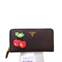 红红小樱桃prada普拉达钱包 原版牛皮拉链设计