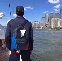 2017美洲杯帆船赛系列 黑格帆布JOSH lv彩标双肩包N41612