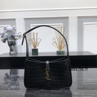 ysl LE 5 À 7女士腋下包 圣罗兰鳄鱼纹手拧包657228