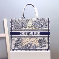 dior book tote刺绣织布购物袋 迪奥五角星新生地球系列