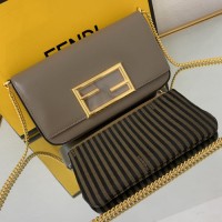 fendi woc二合一链条包 芬迪新款标志扣翻盖包