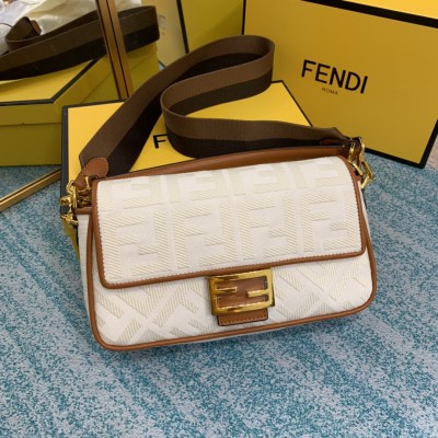 fendi baguette刺绣花纹法棍包 中号颜色合辑88R600