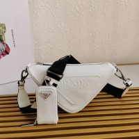 普拉达2022走秀款 prada triangle全皮三角包1BH190