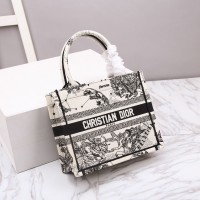 dior booktote26cm 迪奥刺绣花纹购物袋