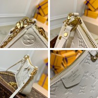 lv easy pouch on strap压纹牛皮hoboq腋下包M80349