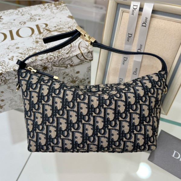 迪奥人气款 travel nomad饭盒包 dior oblique刺绣老花款S5554