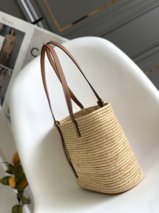 loewe Anagram酒椰草编手袋 罗意威田园风野餐包 度假风菜篮子10112
