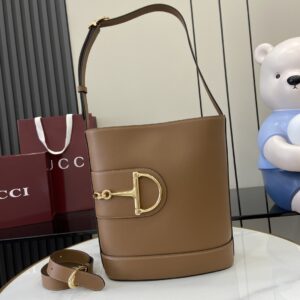 gucci 73马衔扣系列hobo女包 小号焦糖色光滑牛皮 古琦简约风水桶包833660