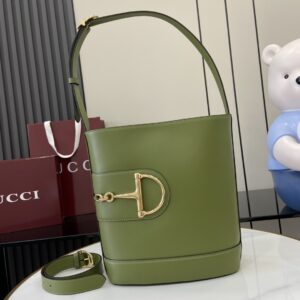 gucci 73马衔扣系列hobo女包 小号绿色光滑牛皮 古琦简约风水桶包833660