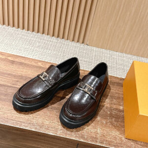 王鹤棣同款 lv路易威登男士皮鞋 复古老钱风 monogram啡色压纹皮革乐福鞋