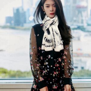 chanel香奈儿经典山茶花长围巾 优雅COCO风 四季薄羊绒披肩