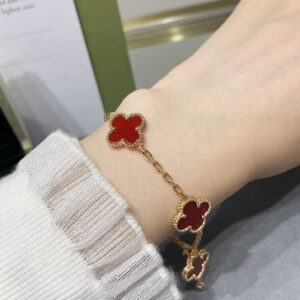 明星款 VCA梵克雅宝 经典四叶草系列 五花高级红玛瑙女士手链
