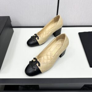 chanel25S早秋新款女鞋 香奈儿玛丽珍芭蕾粗高跟单鞋 杏黑色羊皮菱格纹 圆头双C