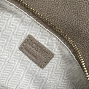 loewe Puzzle  Edge 2.0 羅意威幾何包 小號 沙色 粒紋牛皮革 - Image 9