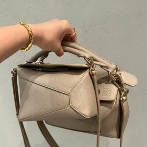 loewe Puzzle  Edge 2.0 羅意威幾何包 小號 沙色 粒紋牛皮革 - Image 14