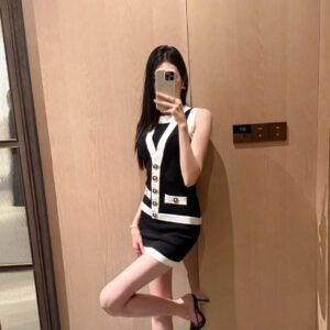BALMAIN巴爾曼 2025夏季新款黑色撞色針織連衣裙 - Image 24
