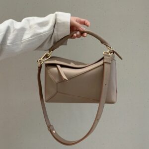 loewe Puzzle  Edge 2.0 羅意威幾何包 小號 沙色 粒紋牛皮革 - Image 13