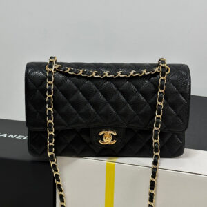 chanel cf25中号 香奈儿经典款口盖包 鱼子酱牛皮革 黑金色A01112