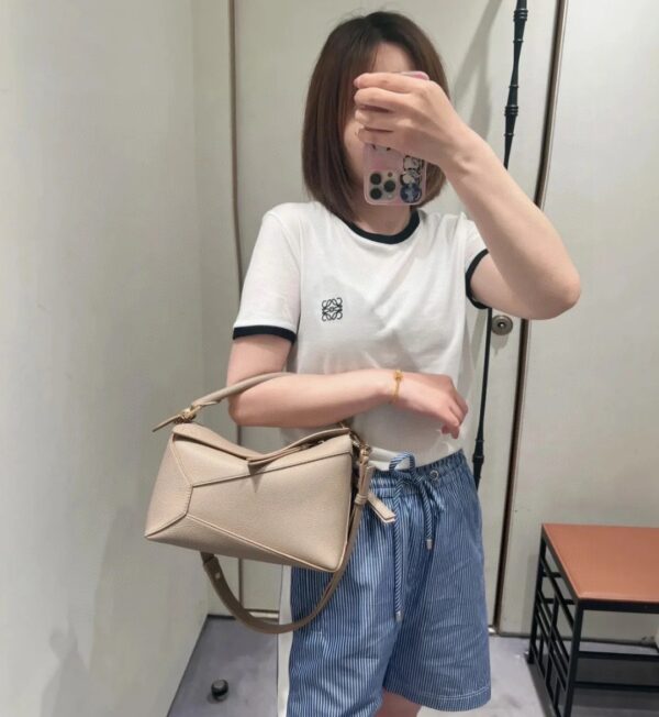 loewe Puzzle  Edge 2.0 羅意威幾何包 小號 沙色 粒紋牛皮革