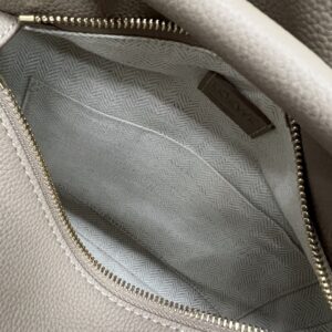 loewe Puzzle  Edge 2.0 羅意威幾何包 小號 沙色 粒紋牛皮革 - Image 8