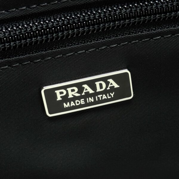 Prada Cini Re-Nylon小號郵差包 普拉達黑色尼龍休閒挎包1BD313