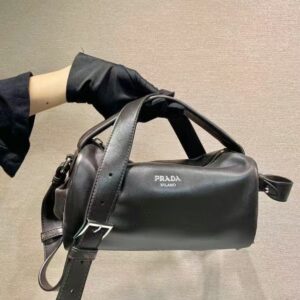 Prada普拉達波士頓手袋 做舊黑色納帕軟牛皮革枕頭包2VH188 - Image 11