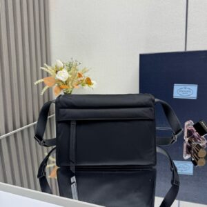 Prada Cini Re-Nylon小號郵差包 普拉達黑色尼龍休閒挎包1BD313 - Image 5