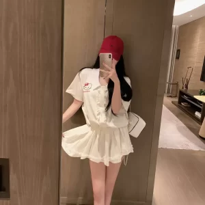 Moschino莫斯奇諾25SS夏季新款女裝 白色蕾絲褶皺花邊抽繩 KISS YEAH貓貓連衣裙