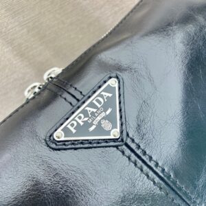 Prada普拉達男款大號郵差包 黑色油蠟牛皮革休閒挎包2VH187 - Image 14
