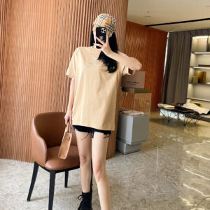 Burberry马术骑士刺绣標識T恤衫 巴寶莉經典休閑 男女款 奶茶色純棉 簡約短袖夏裝