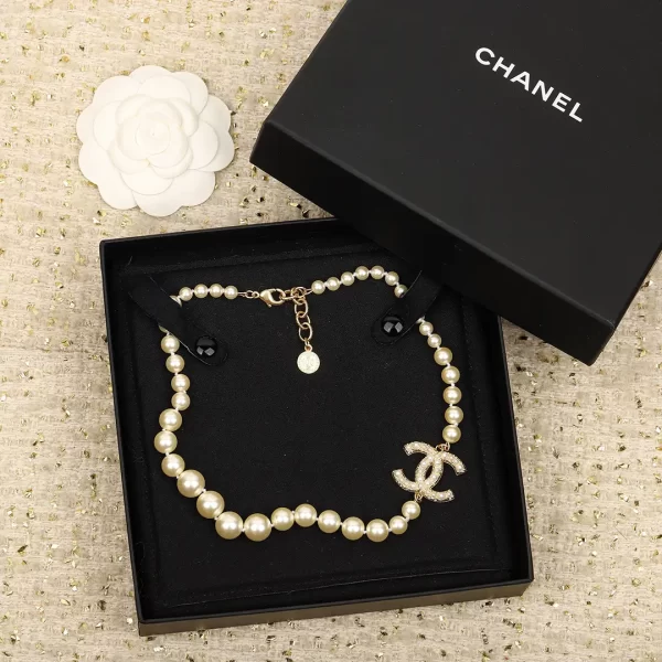 chanel香奈兒100周年纪念限量版 香女郎珍珠双C项链