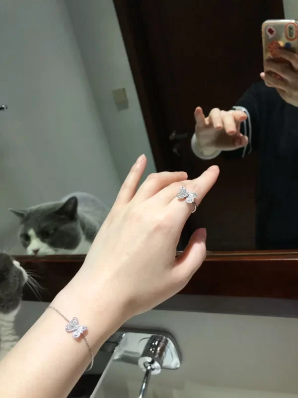 de beers au750 54戴比爾斯鉆戒 銀色蝴蝶施華洛鑲鉆戒指