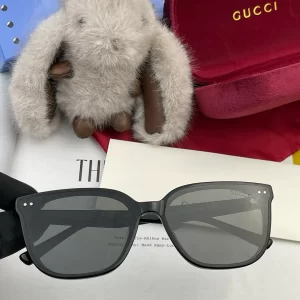 gucci古琦靜奢風太陽鏡 經典方形板材男女款偏光墨鏡 圓點裝飾G5803