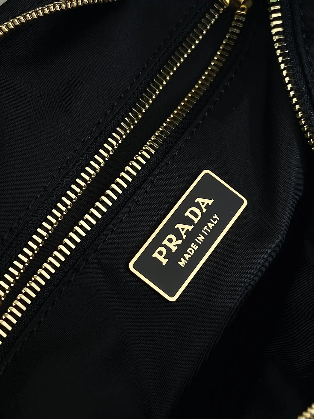 Prada Re-Nylon explore普拉達小號黑色尼龍探索包1BC264 - Image 11
