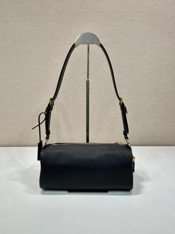 prada Tessuto Locker鎖頭包 Re-Nylon黑色尼龍立方體枕頭包1BC233