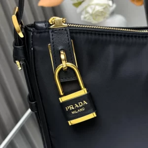 prada aimee系列Re-Nylon黑色尼龍hobo手袋 Tessuto Locker鎖頭包1BC232 - Image 5