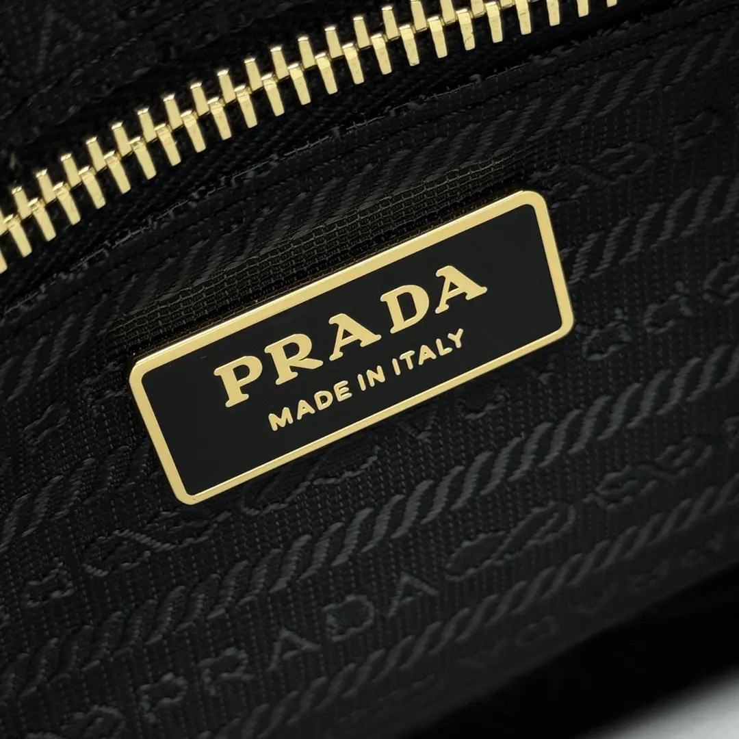 prada aimee系列Re-Nylon黑色尼龍hobo手袋 Tessuto Locker鎖頭包1BC232 - Image 2