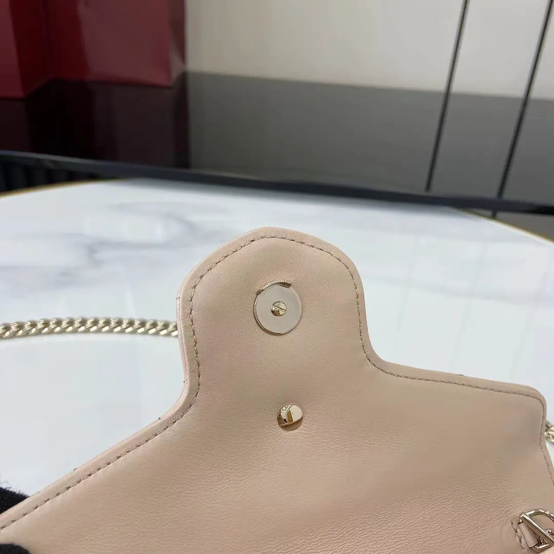 Gucci GG Marmont系列Woc鏈條錢包 杏色Matelassé絎縫牛皮 837745 - Image 12