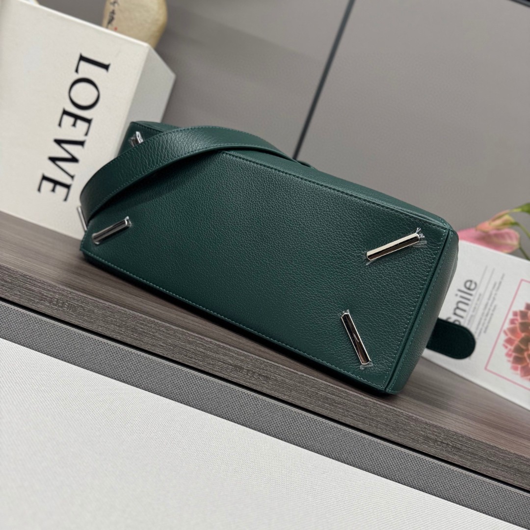 王一博同款 loewe puzzle 32 罗意威大号几何包 常青綠 鹿皮 052446 - Image 5