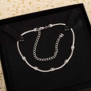 chanel 24B香奈兒新款 5花雙C 蛇骨choker项链