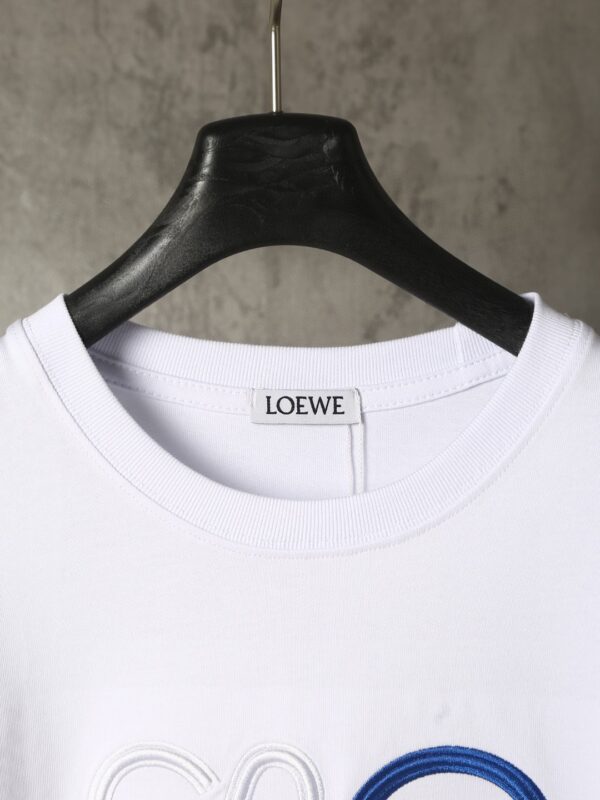 LOEWE罗意威白色T恤 蓝白刺绣徽标图案 簡約短袖夏裝 6657