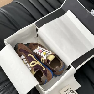 楊冪同款Loewe羅意威德訓運動鞋 臟臟鞋 啡色皮革拼織布 鞋帶糖果裝飾 - Image 9