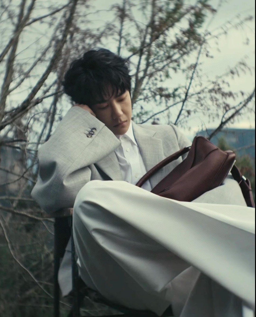 王一博同款 loewe puzzle 32 罗意威大号几何包 硃砂紅 鹿皮 052446 - Image 3