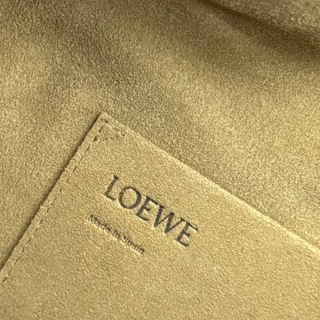 王一博同款 loewe puzzle 32 罗意威大号几何包 黑银 鹿皮 052446 - Image 9