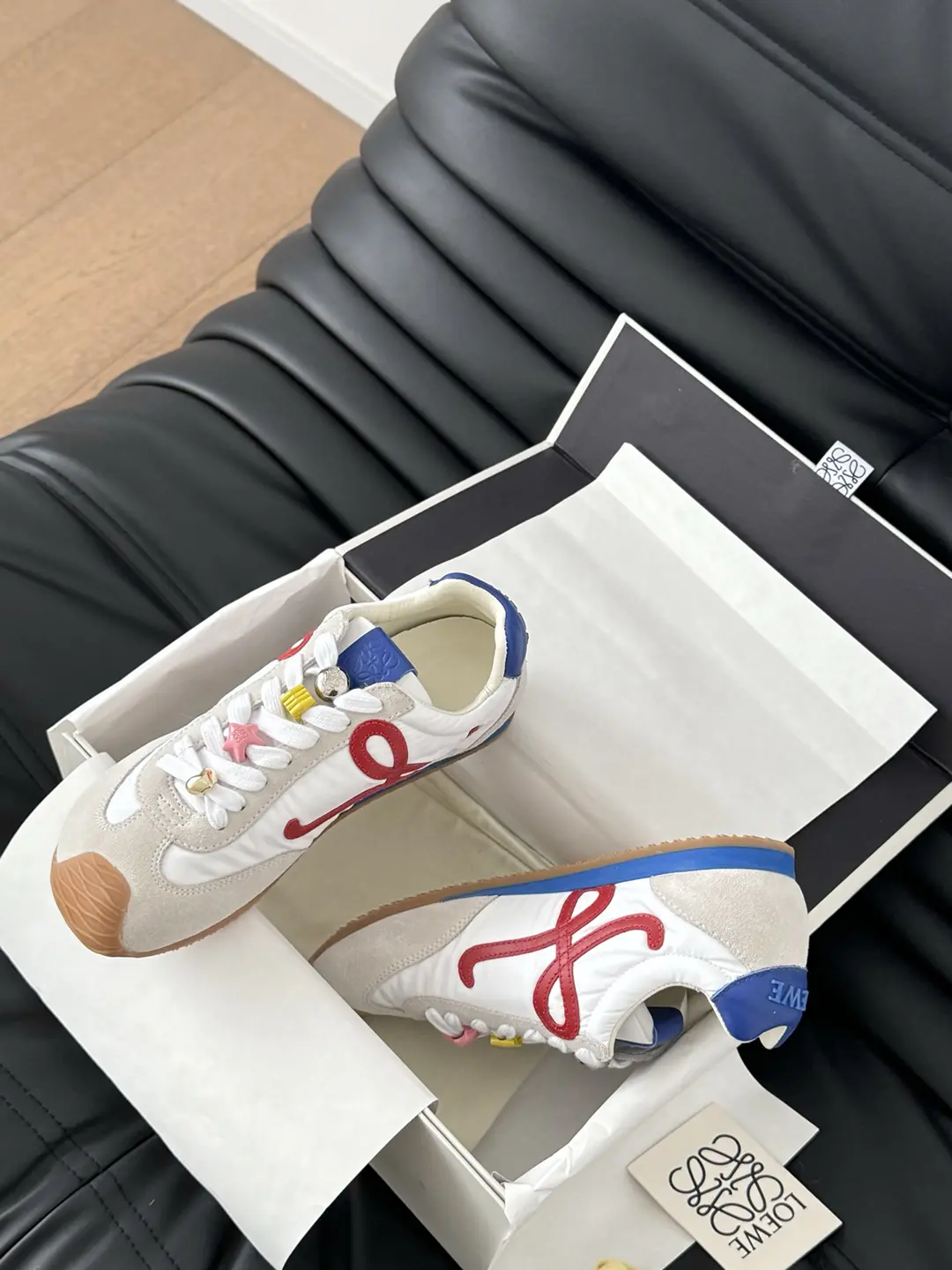 楊冪同款Loewe羅意威德訓運動鞋 臟臟鞋 紅標 白色絨面皮拼織布 糖果鞋帶 - Image 8