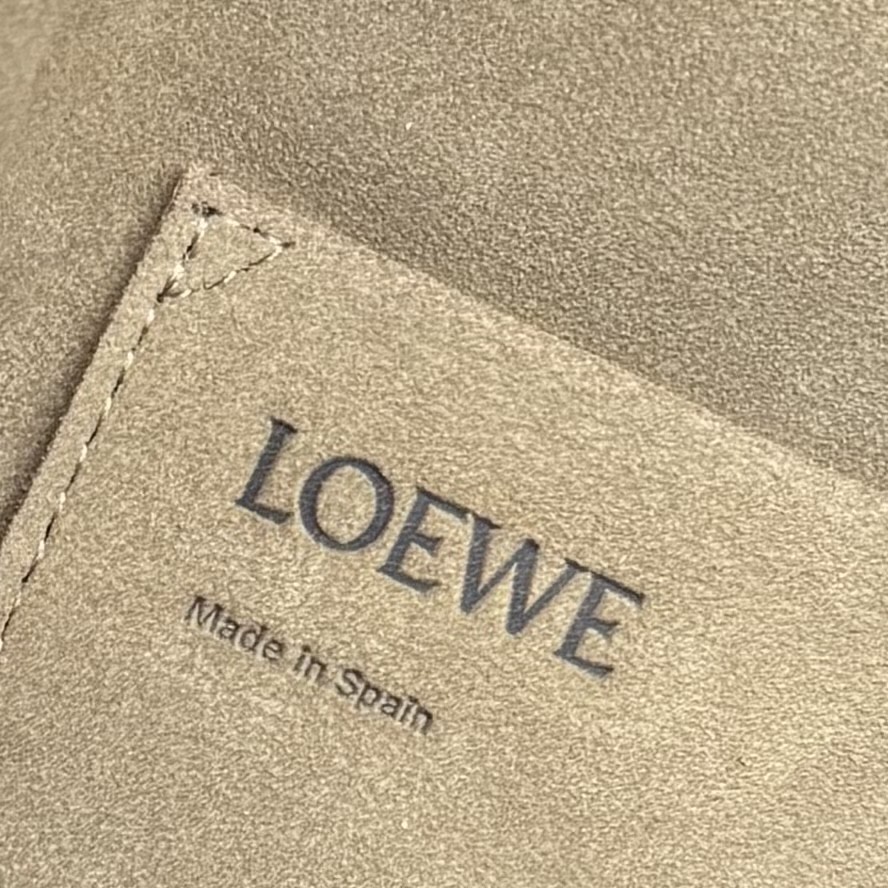 王一博同款 loewe puzzle 32 罗意威大号几何包 常青綠 鹿皮 052446 - Image 10