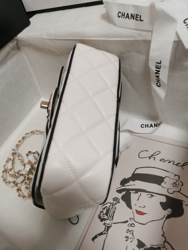 chanel cf mini 香奈兒口蓋包 熊貓色 小羊皮 銀扣 5151