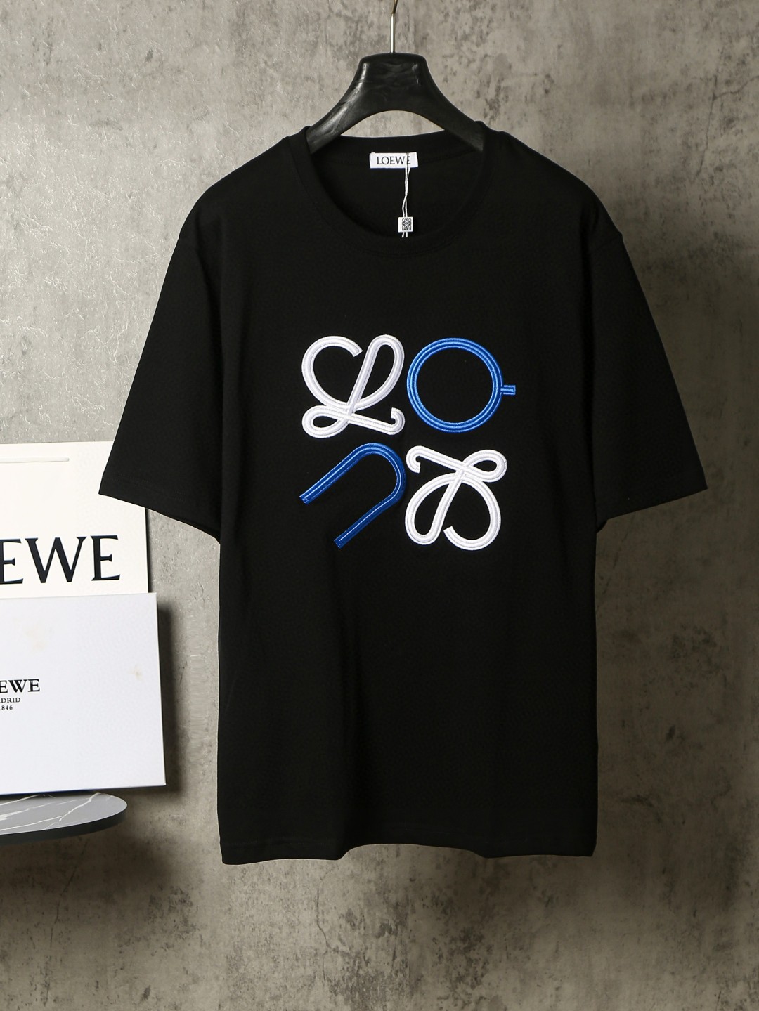 LOEWE罗意威黑色T恤 蓝白刺绣徽标图案 簡約短袖夏裝 6658 - Image 7