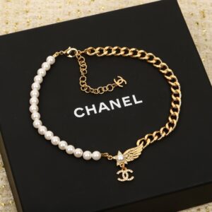 chanel香奈兒24C 五角星翅膀 珍珠鏈條双C 短项链